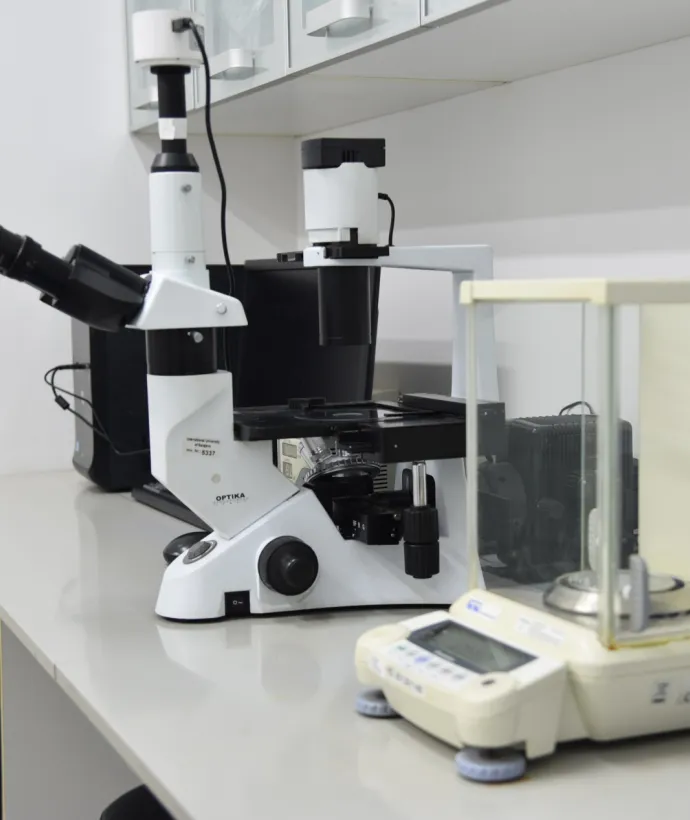 PCR / Cell Culture Lab