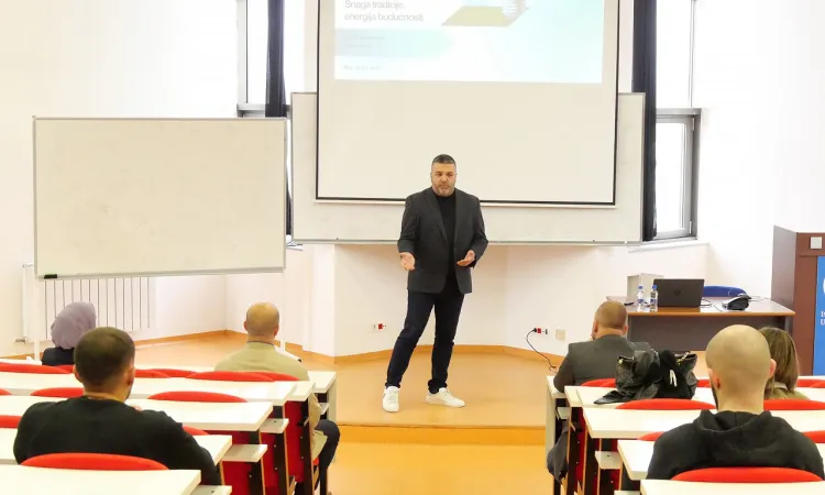 From Dream to Reality: Mr. Mirza Ustamujić Inspires Future Leaders at IUS