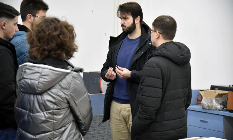 ME “Show and Tell” Workshop Inspires Future Engineers